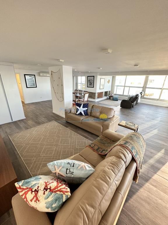 Penthouse primera linea mansa
