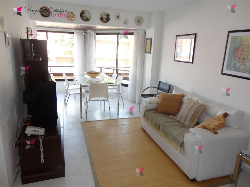 Apartamento en Peninsula, 3 dormitorios *