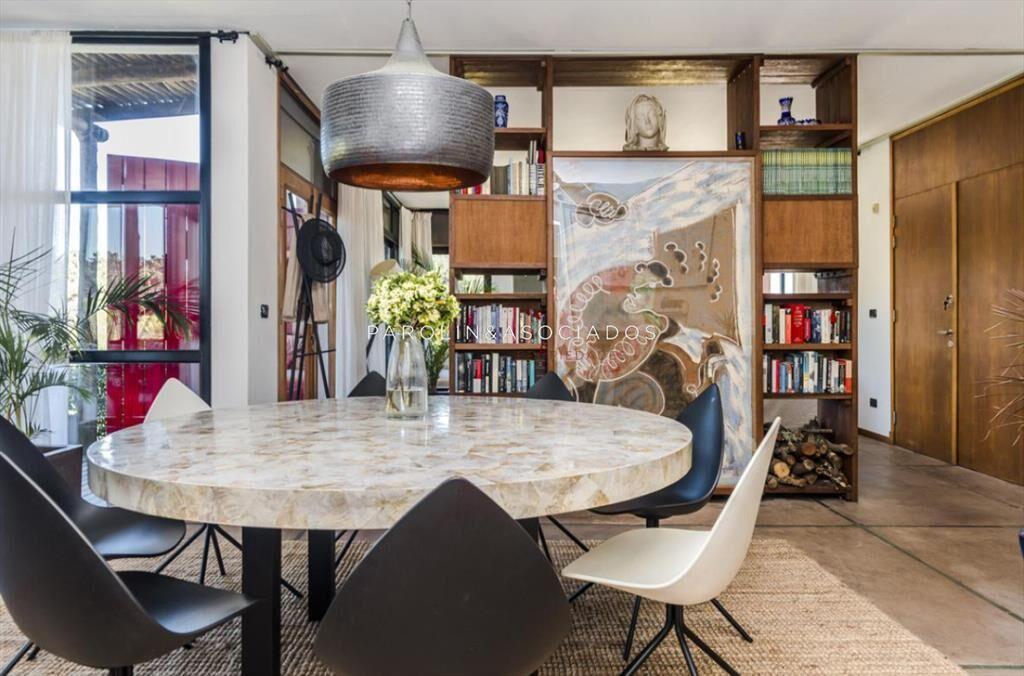 Casa en Venta de 4 Dormitorios en Village del