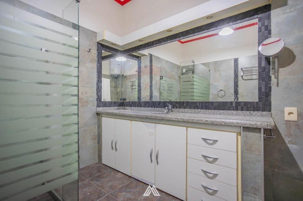 Vendo Casa + Apartamento Belvedere con Garage