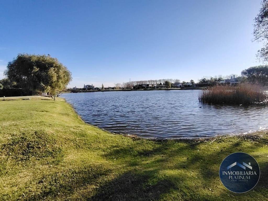 Terreno en venta de 1512m2 ubicado en Canelones
