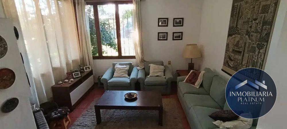 Casa en venta c/ cochera en El Pinar