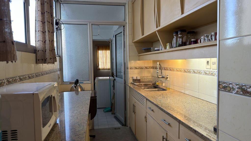 Si Vende apartamento 2 dormitorios servicio completo garaje