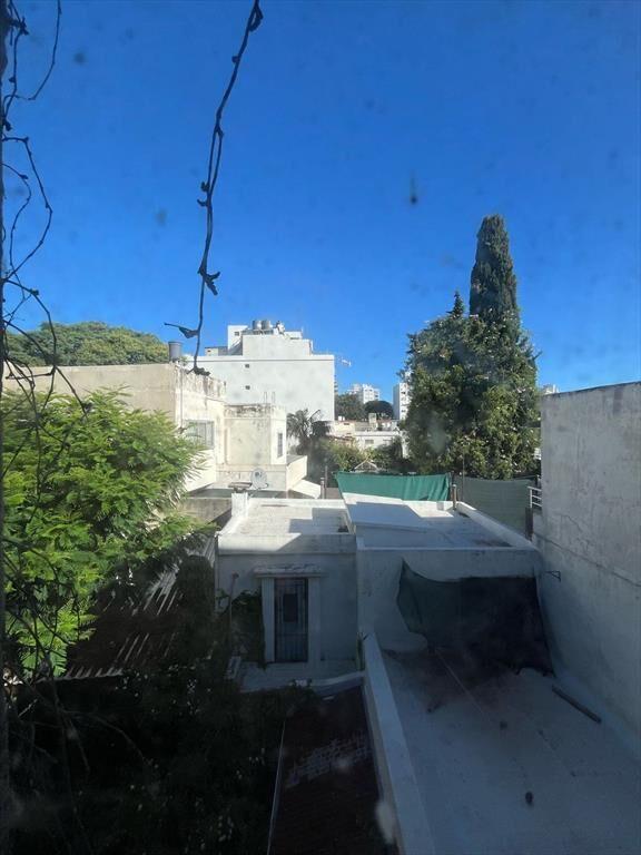 Venta de Casa de 10 Dormitorios con Local en Parque Rodó...