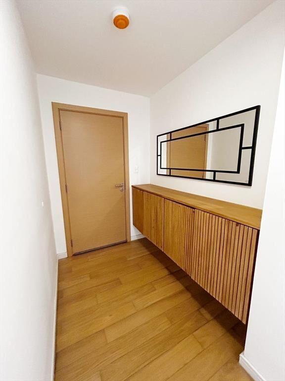 Alquiler Apartamento de 2 dormitorios y cochera en Pocitos