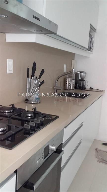 Apartamento reciclado de 2 dormitorios en Marbello Mon, Pun