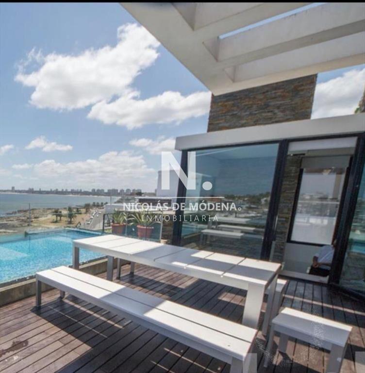 Penthouse en primera fila Puerto, Punta del Este
