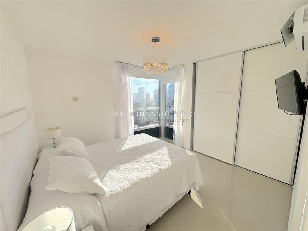 Apartamento en venta 3 dormitorios en The Forest Tower, Pun