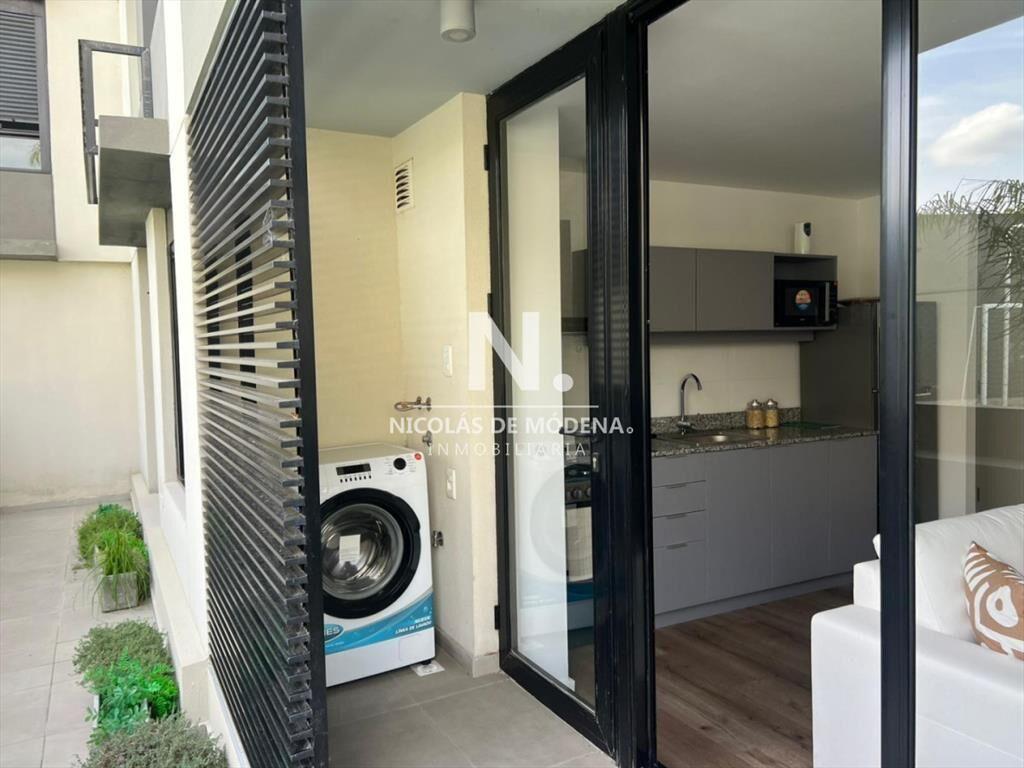 Venta Apartamento de 2 Dormitorios A Estrenar en Tres Cruce
