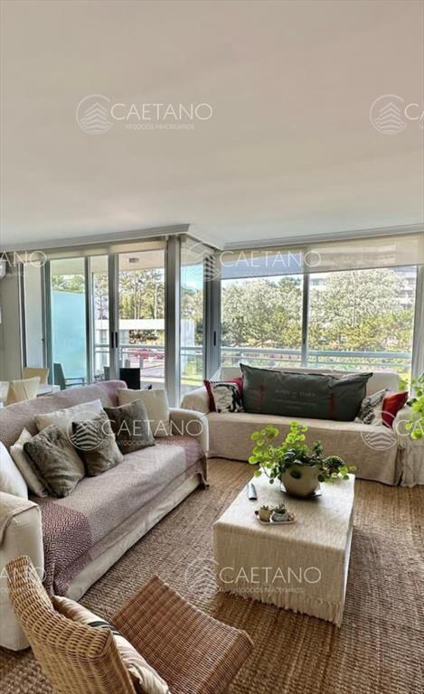 Venta apartamento 2 dormitorios. Roosevelt, Punta del Este