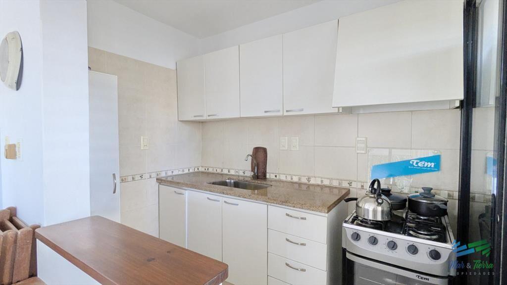 Venta de apartamento 1 dormitorio esquinero con y