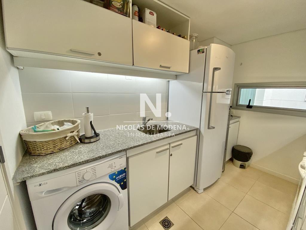 Vende departamento de 3 dormitorios y excelentes