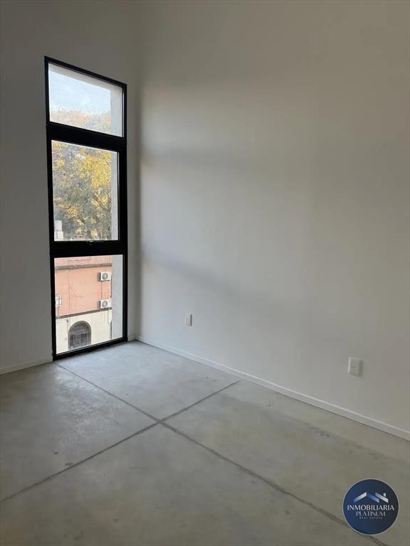 ¡Apartamento a Estrenar en Alquiler! Luminoso con Parril...