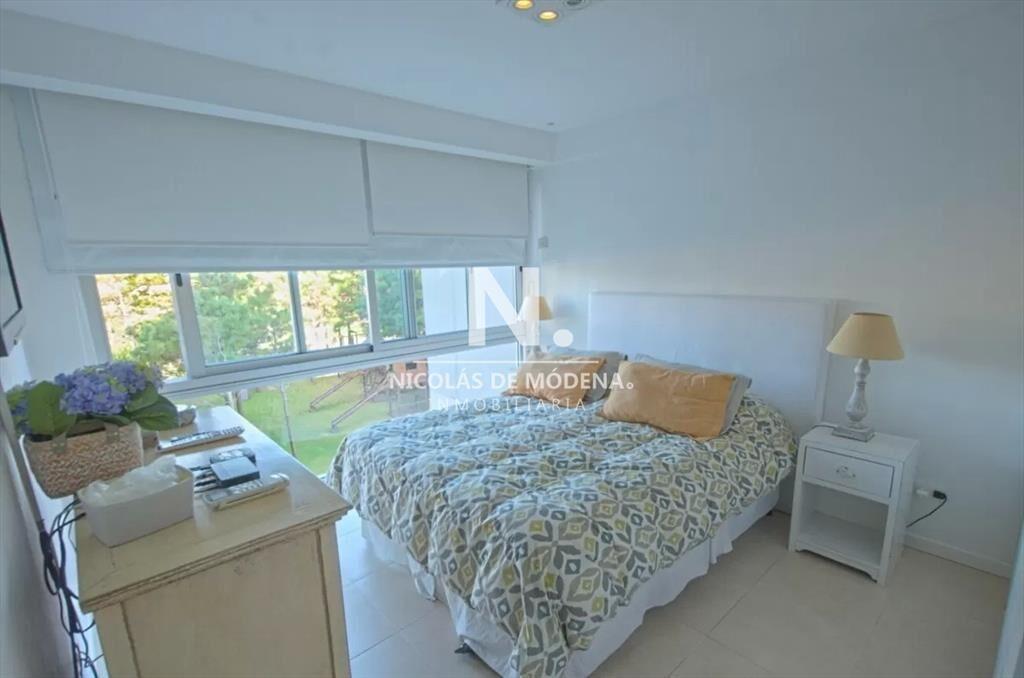Impecable departamento, comodo e iluminado.