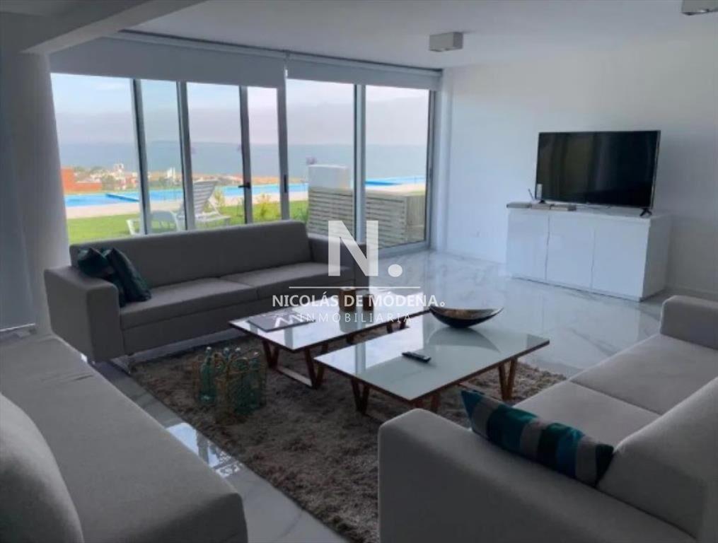 Hermoso Departamento en venta con vista al mar.