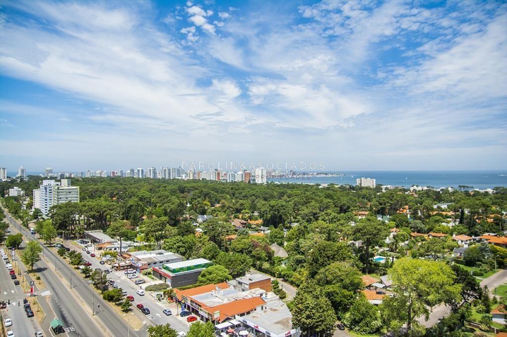 Hermoso apartamento en venta en torre Bellagio,