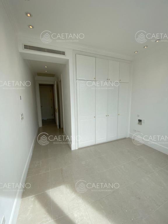 Venta apartamento 4 dormitorios. Playa mansa, del