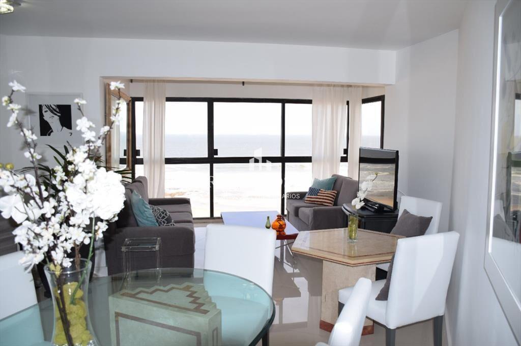 Apartamento en Brava, a pasitos del mar.