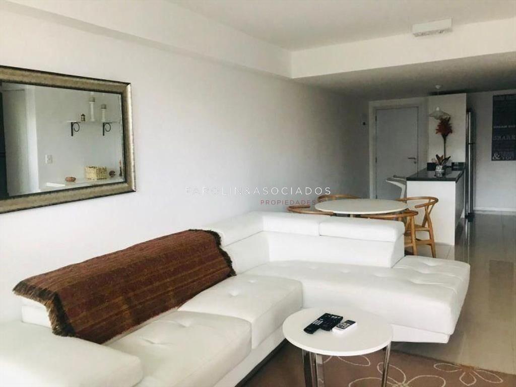 Hermoso apartamento en venta en Torre Esmeralda,