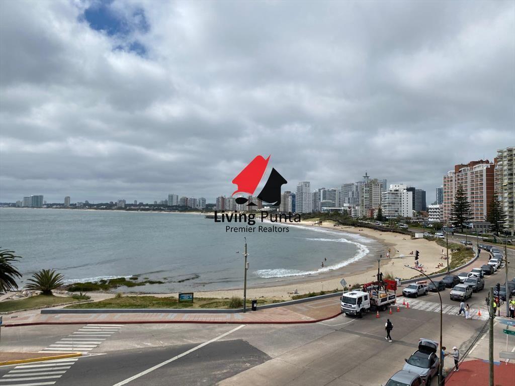 Vende apartamento con vista al mar de 3 Punta del