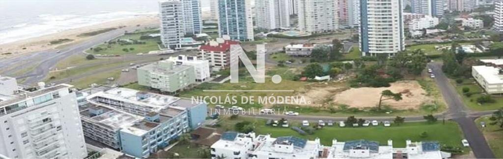 Terreno para desarrollar edificio en la zona de ,