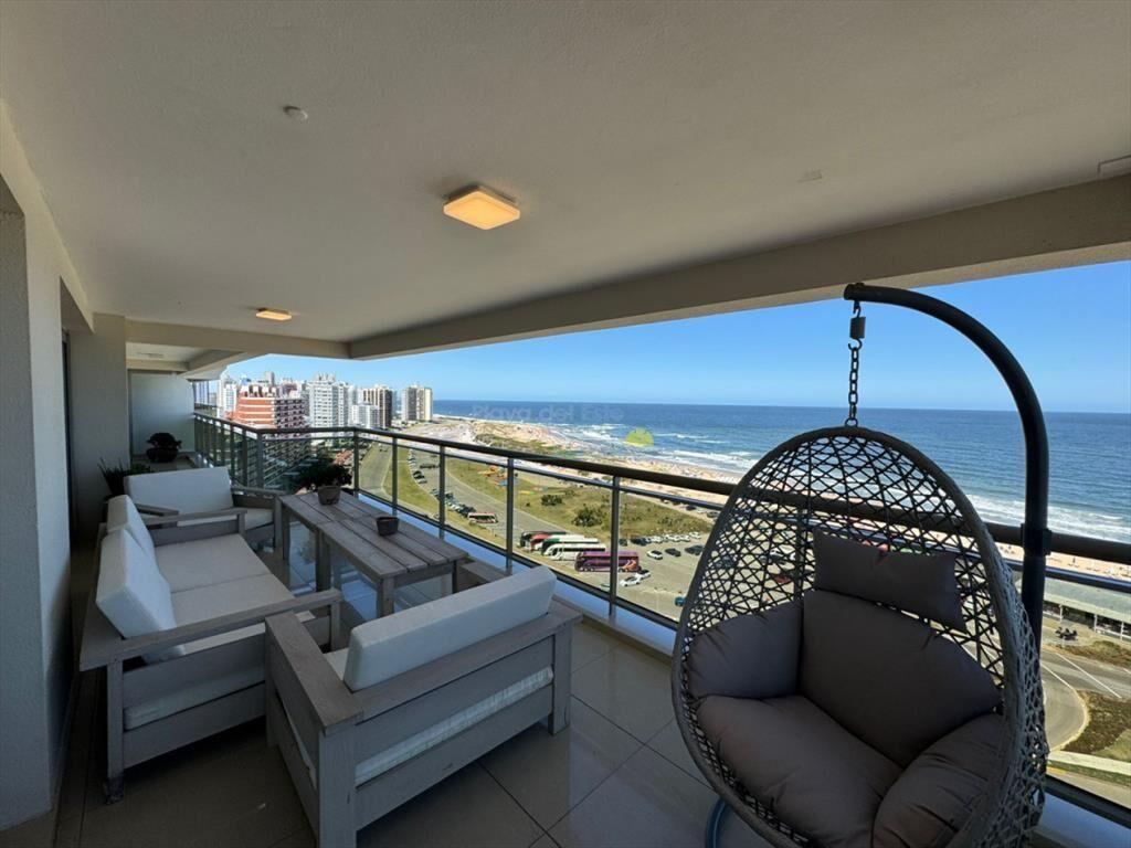 Apartamento en venta de 4 dormitorios en Torre ,