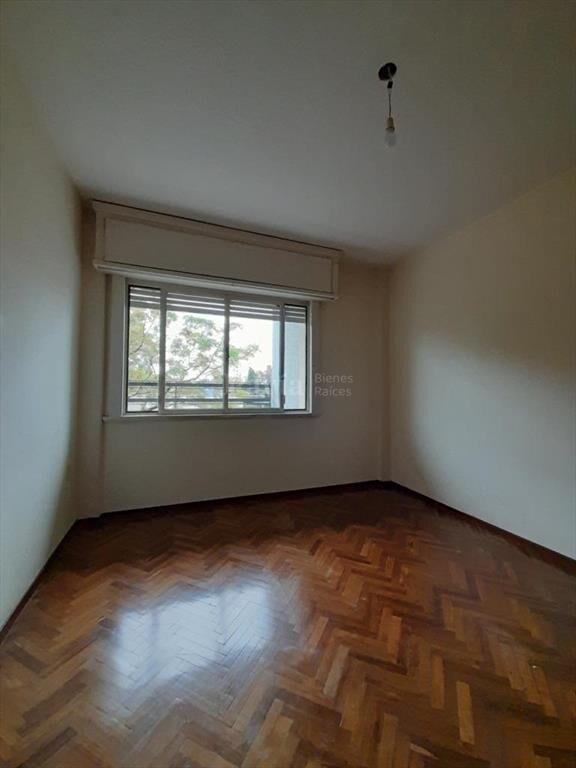 Venta Apartamento Un Dormitorio Prado al frente con terraza