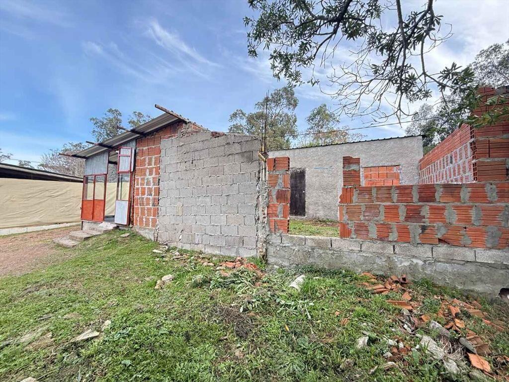 Venta Terreno con construcción Santa Ana