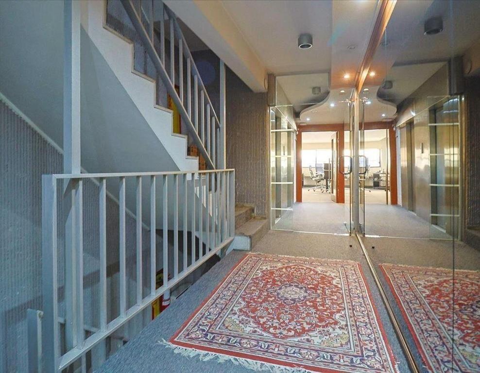 Venta de Edificio en Cerrito y Zabala 7 pisos mas subsuelo
