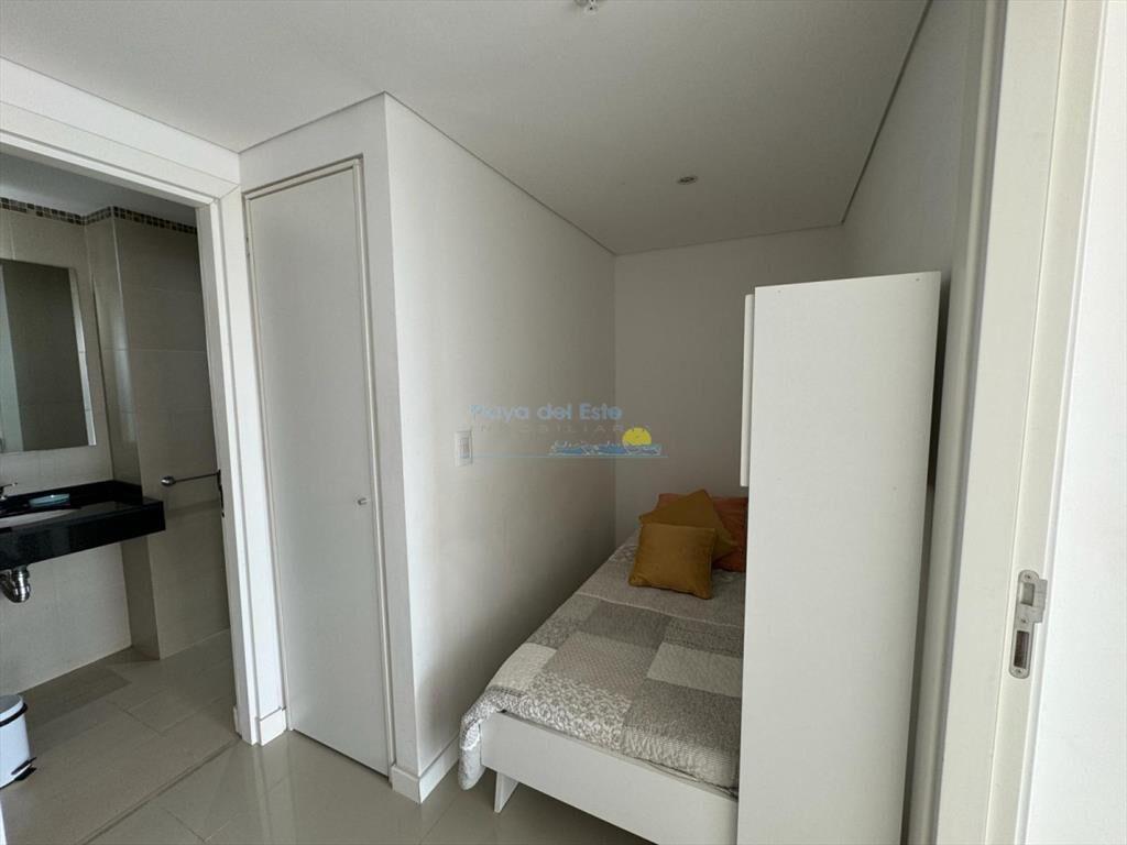 Apto 1 dorm, + plus y balcón