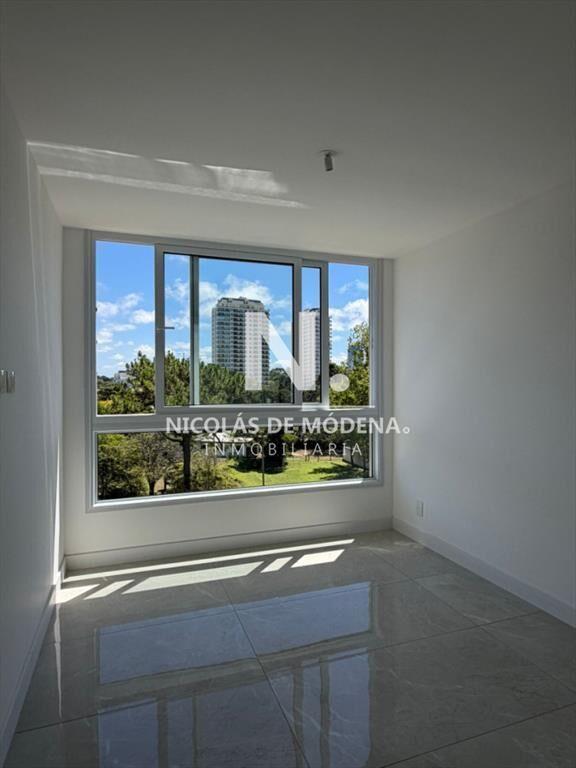 Vende impecable apartamento de 2 dormitorios en