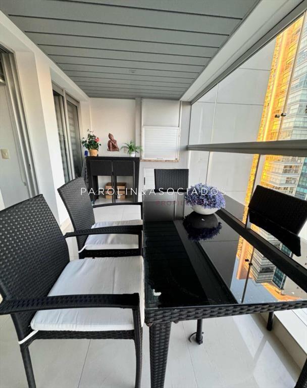Apartamento en venta de 2 dormitorios en Miami