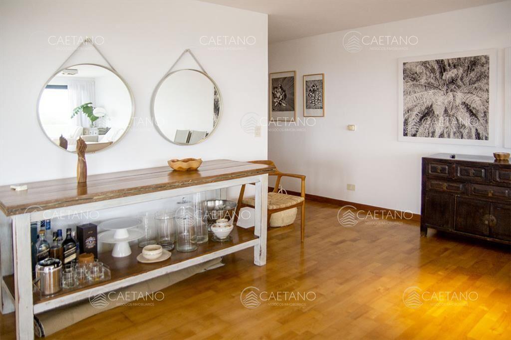 Apartamento de 3 dormitorios ensuite en primera