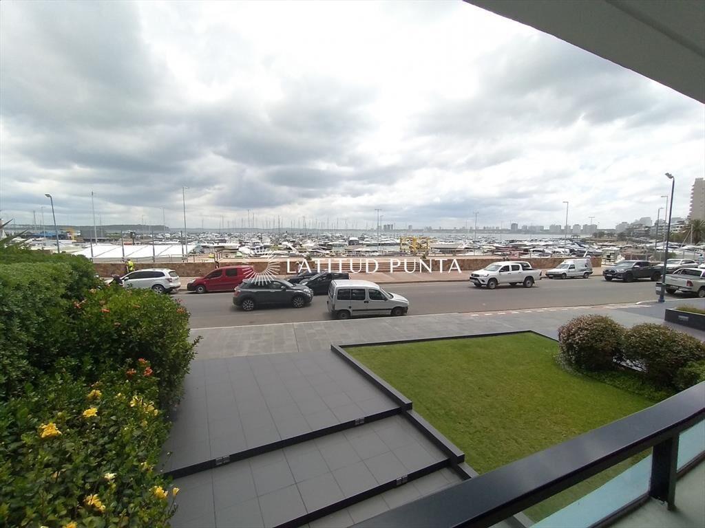 Apartamento frente al Puerto