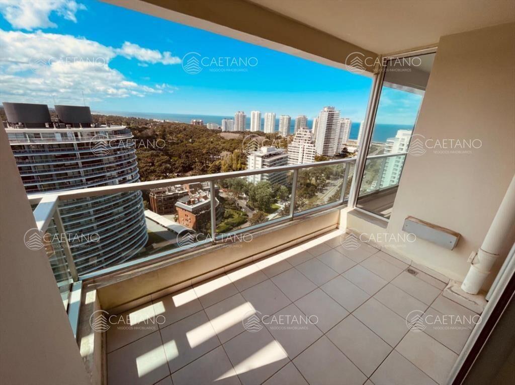 Venta apartamento 3 dormitorios. Roosevelt, Punta