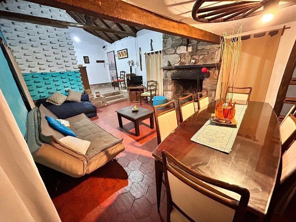 VENDO O PERMUTO CASA EN VILLA SERRANA