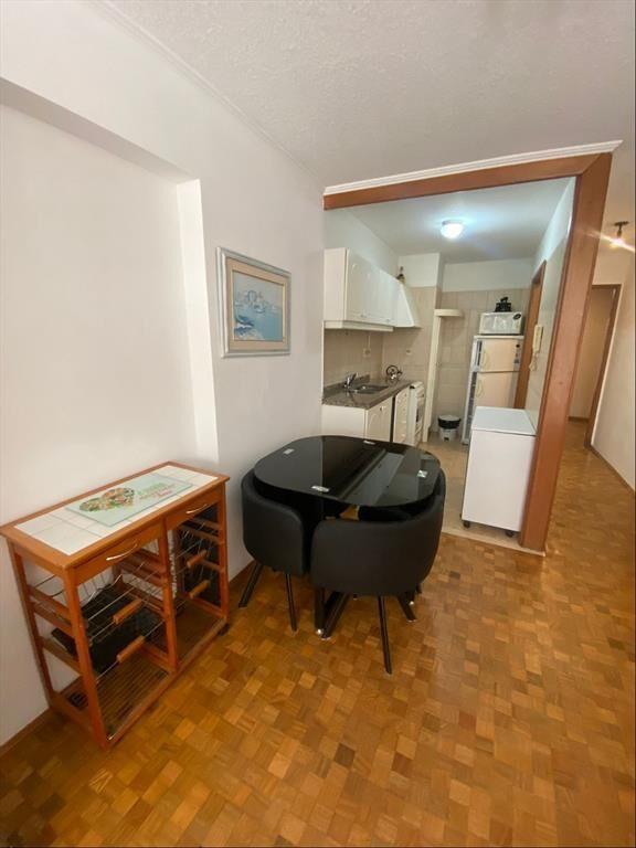 Precioso Apartamento Amueblado En Puerto Del Buceo C/Patio