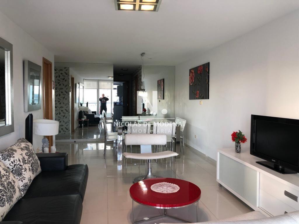 Apartamento en Venta y Alquiler, Mansa, Punta del