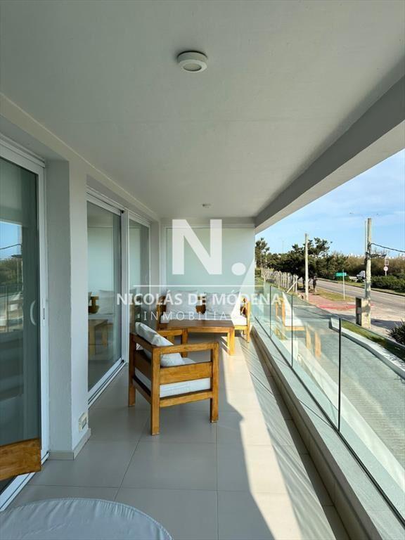 Vende apartamento de 2 dormitorios en Mansa, del