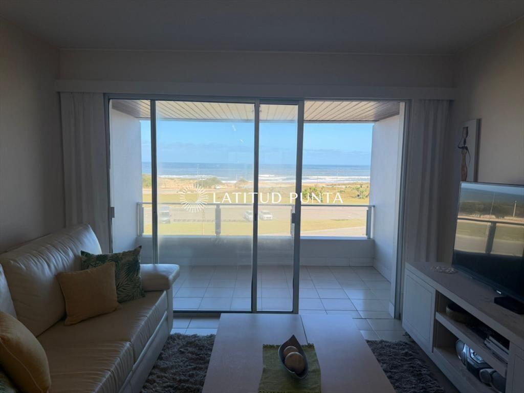 Apartamento en Brava, 2 dormitorios