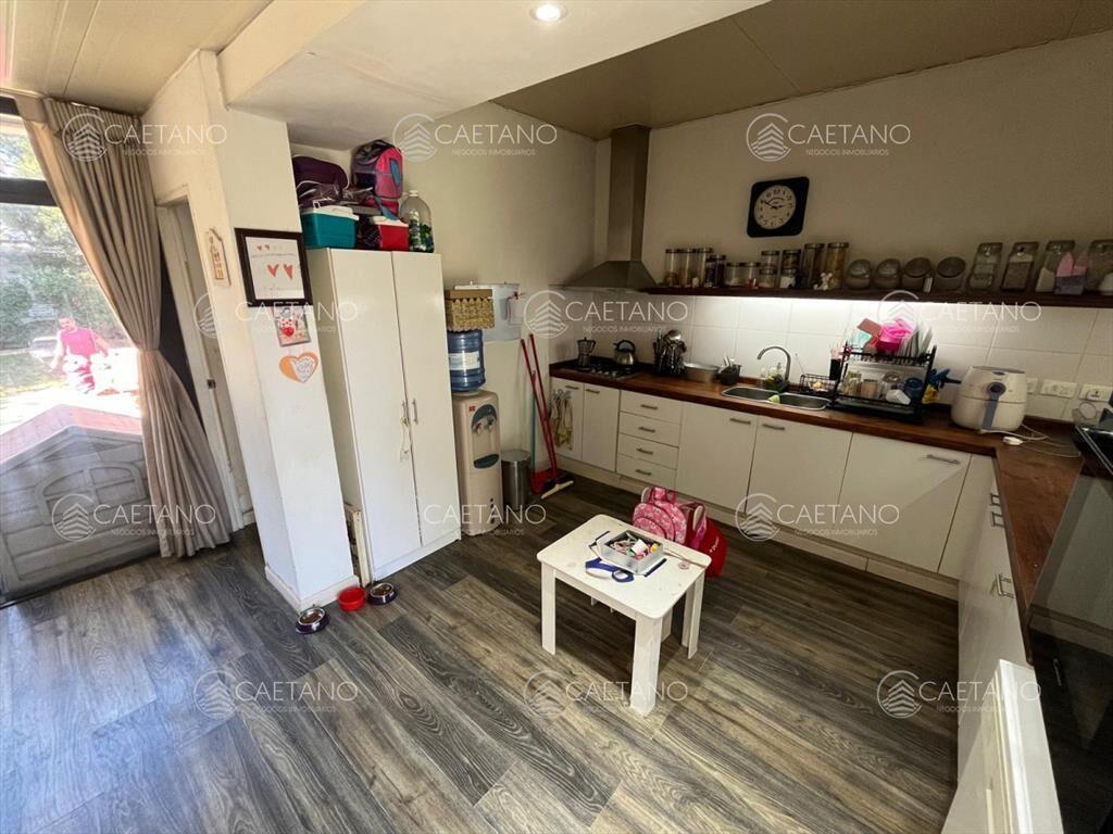 Vende casa muy linda en Pinares , Punta del Este