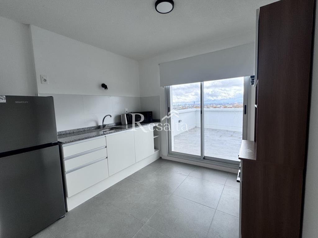 ALQUILER UN DORMITORIO EN TRES CRUCES