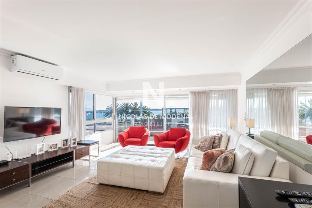 Vende apartamendo en Peninsula, Punta del Este de