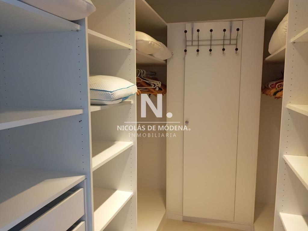 Hermoso Departamento en venta, en playa Brava.