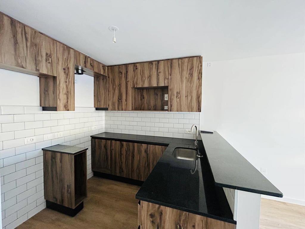 Venta de Apartamento con 1 dormitorio y garage en Cordón Sur