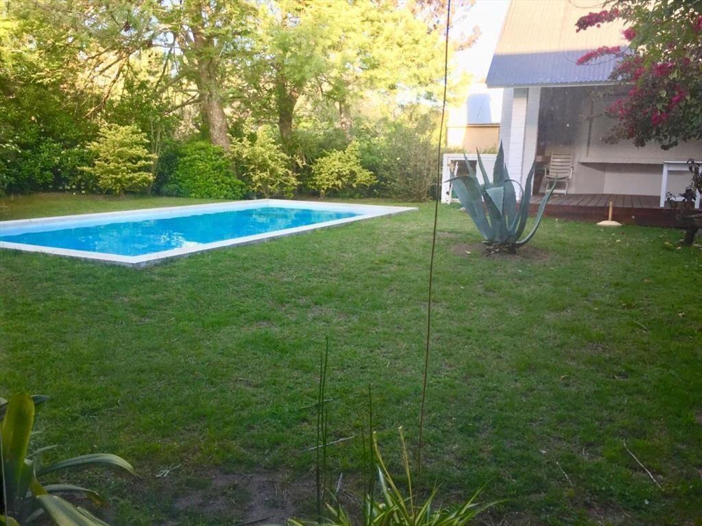 Casa en venta a pocas cuadras de La Posta del Cangrejo y la