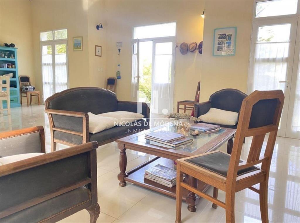 venta de casa 4 dormitorios en Montoya a 300 del