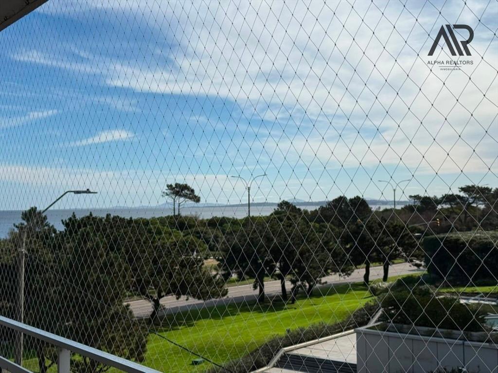 Apartamento en Primera Linea Mansa