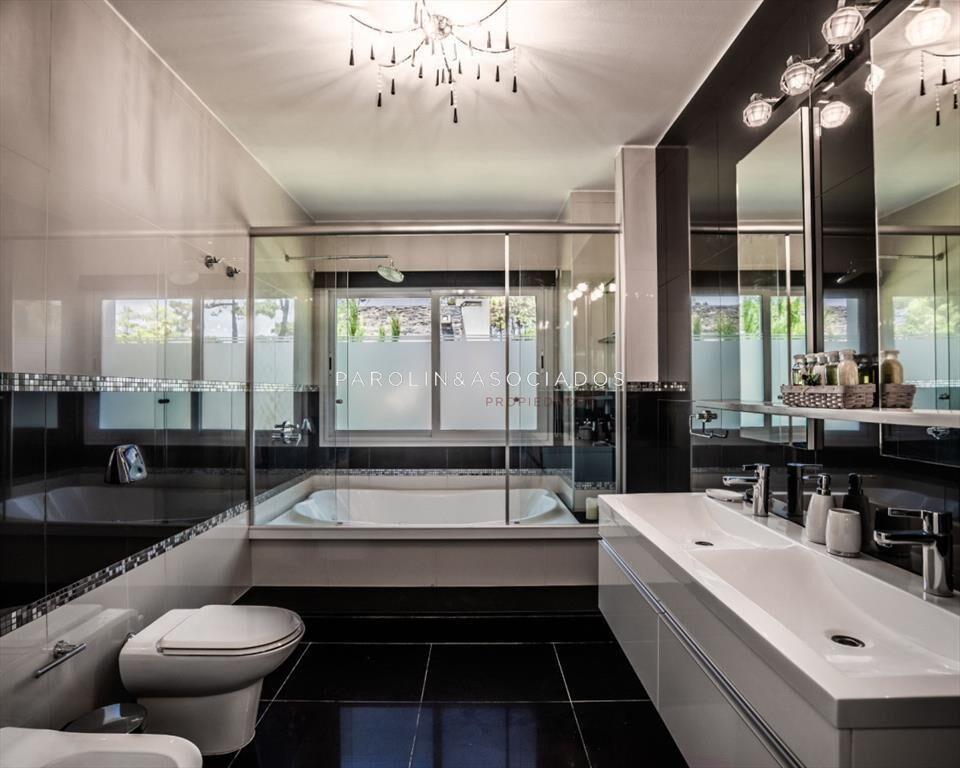 Casa en venta 4 dormitorios en Boulevard Park,
