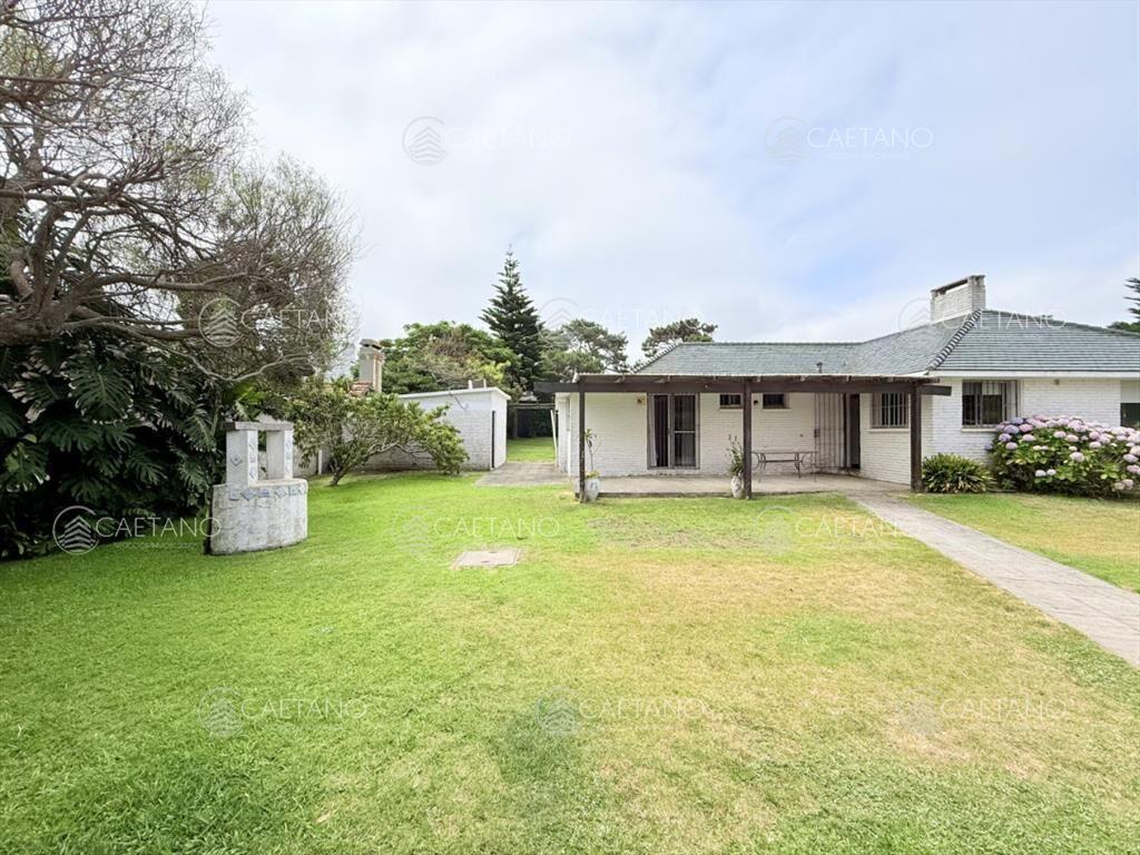 Casa en venta Rincon del Indio - Playa Brava